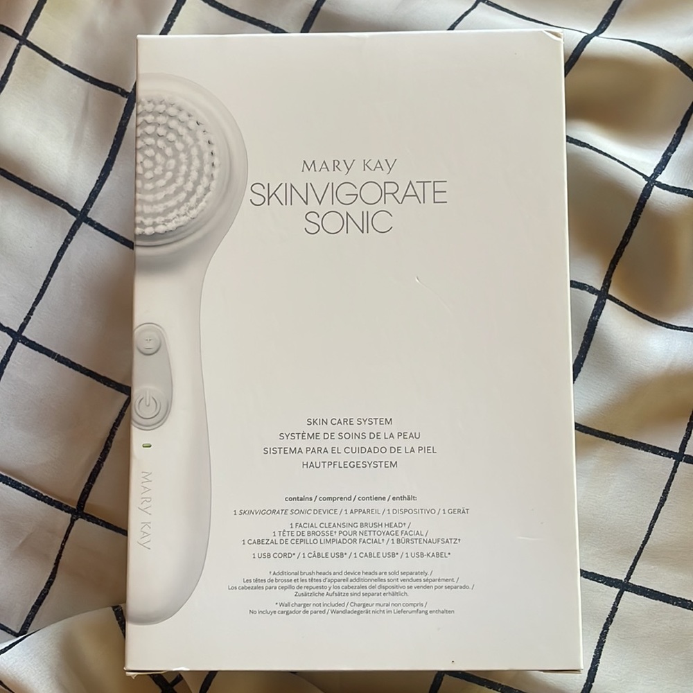 Skinvigorate Sonic Skin Care System by Mary Kay